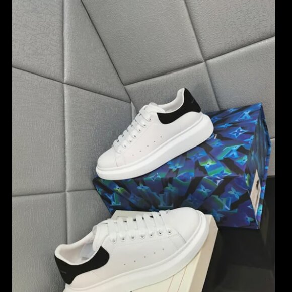 Alexander McQueen shoes - Picture 5 of 5